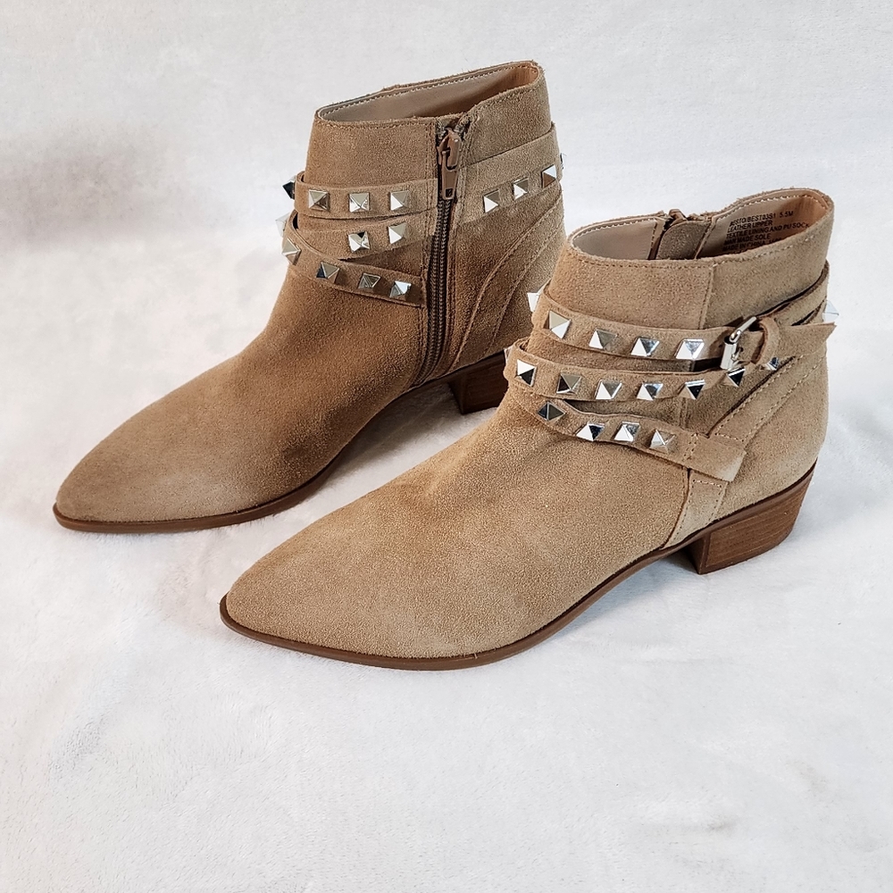 Steve Madden Taupe Besto Studded Suede Western Ankle Block Heel Booties Size 5.5 - Picture 3 of 11